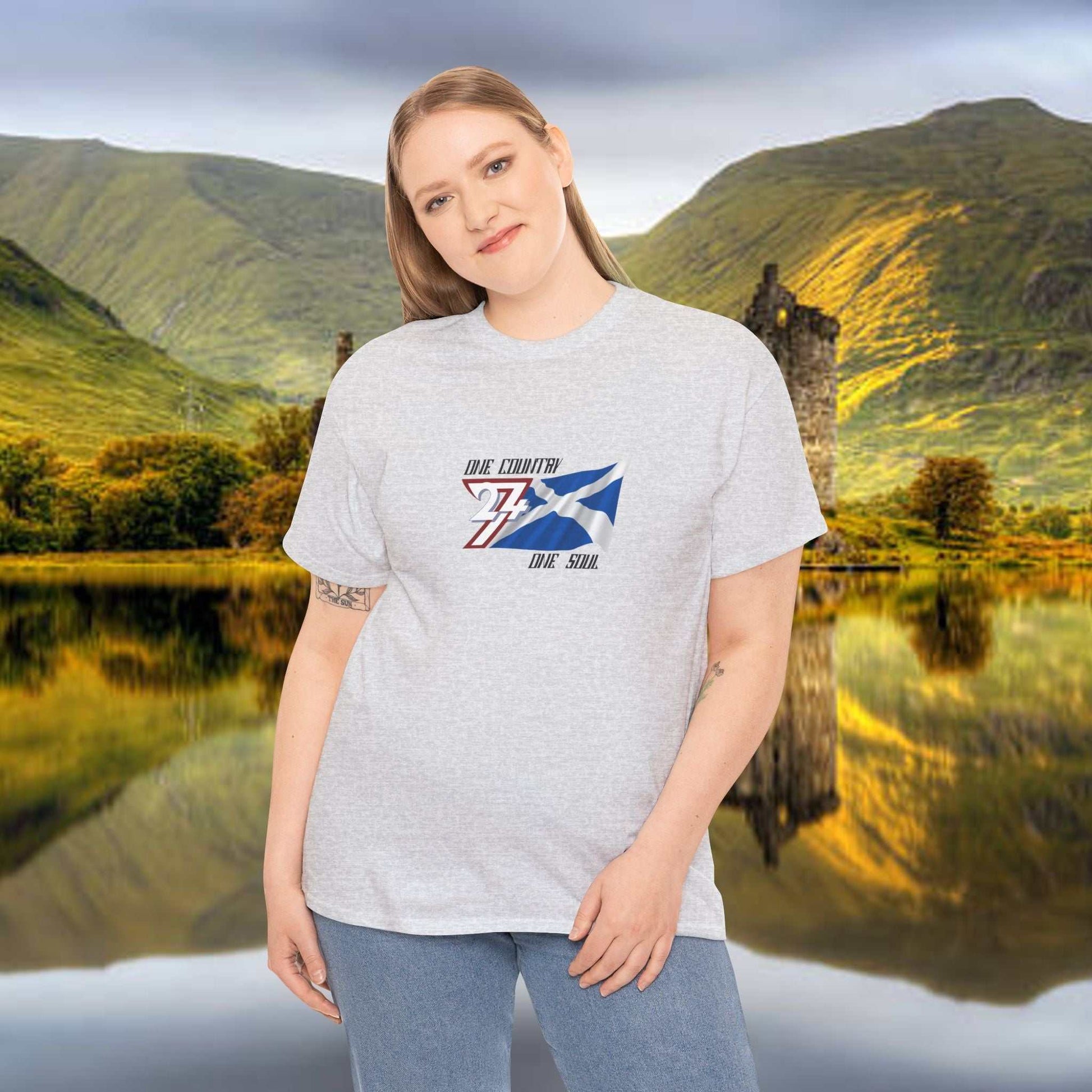Light gray Unisex Scotland Graphic Tee with hand-drawn Saltire design on soft cotton