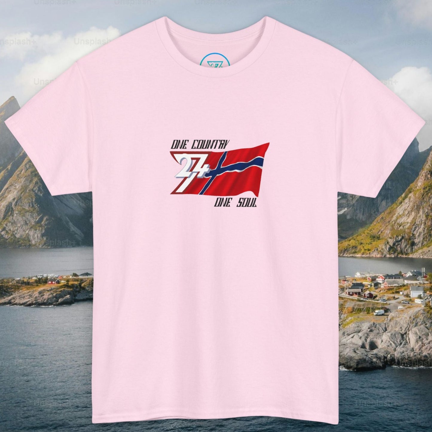 front view of light  pink cotton tee showing the hand-drawn Norwegian flag illustration for gifting.