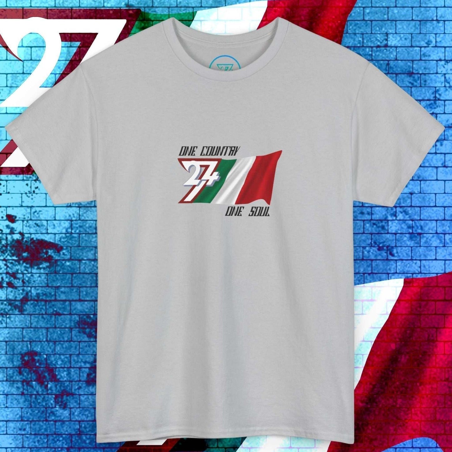Front view of a gray Italy flag tee highlighting the sketched textures and "One Country One Soul" slogan.
